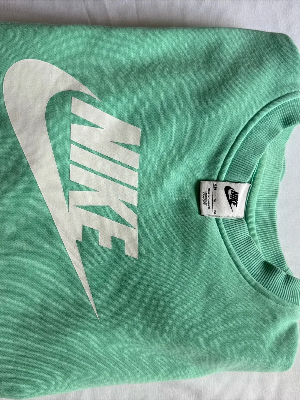 Nike Mint Green Crewneck Sweatshirt with White Logo